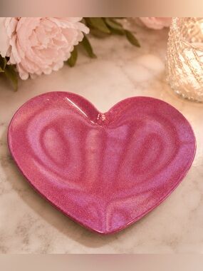 Vintage 2010 Target Pink Glitter‎ Heart-Shaped Melamine Plate